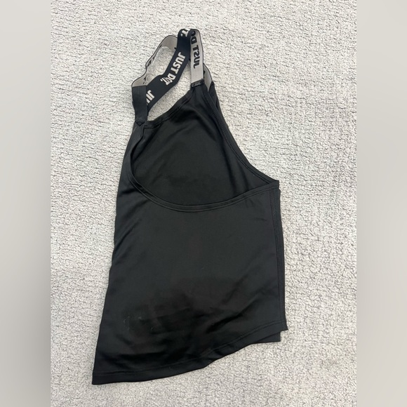 Nike women’s crop tank top. Size: MEDIUM - Picture 5 of 6